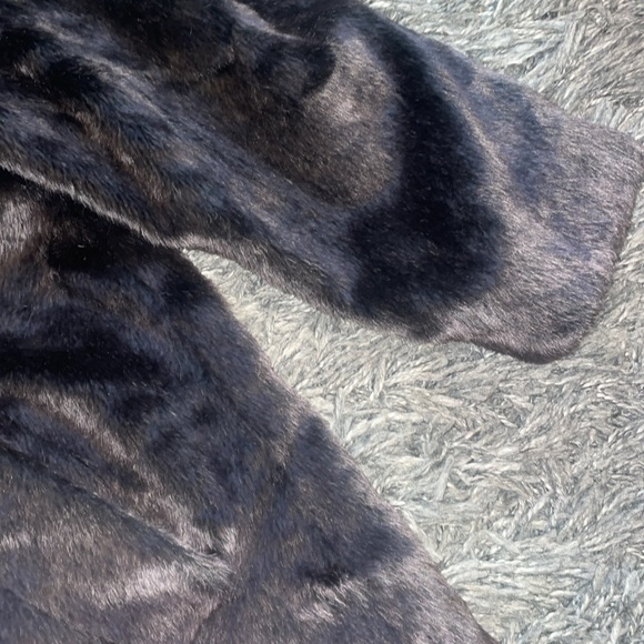 Brazotta brown fur coat size medium - Picture 4 of 12